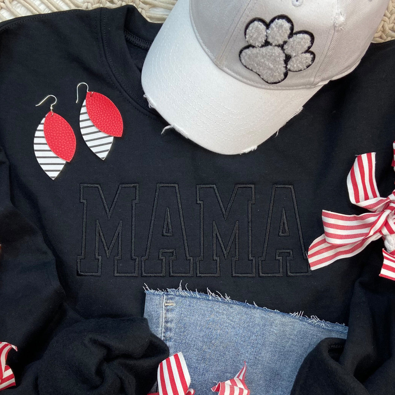 MAMA EMBROIDERED Crewneck Sweatshirt